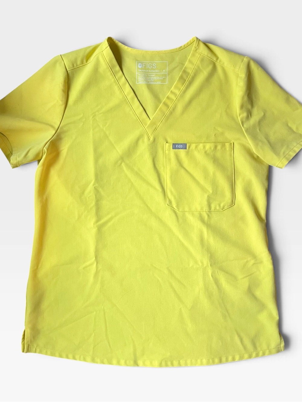 FIGS Catarina One Pocket V Neck Scrub Top Lifesaver Yellow Size M
